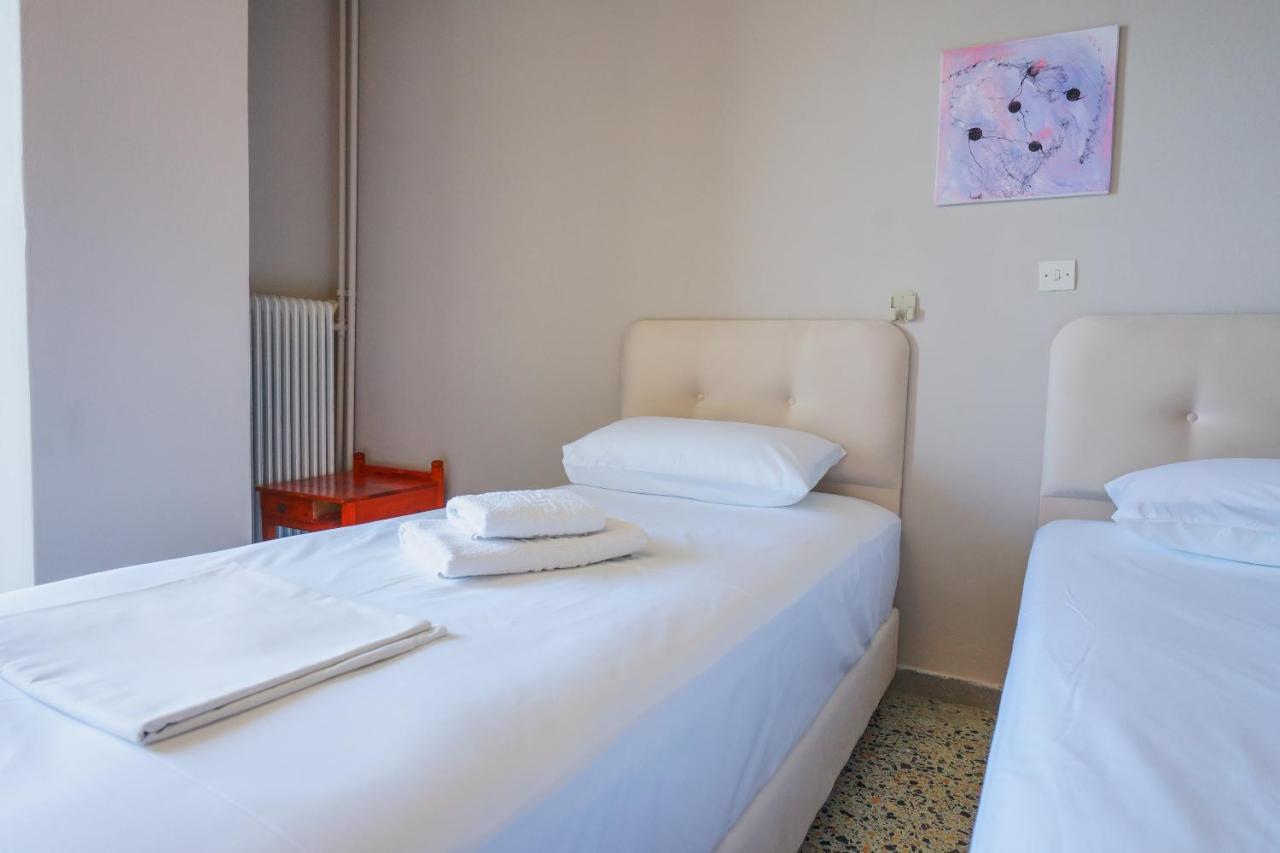 Hotel Korfos - Ξενοδοχείο Κόρφος Renovated 外观 照片