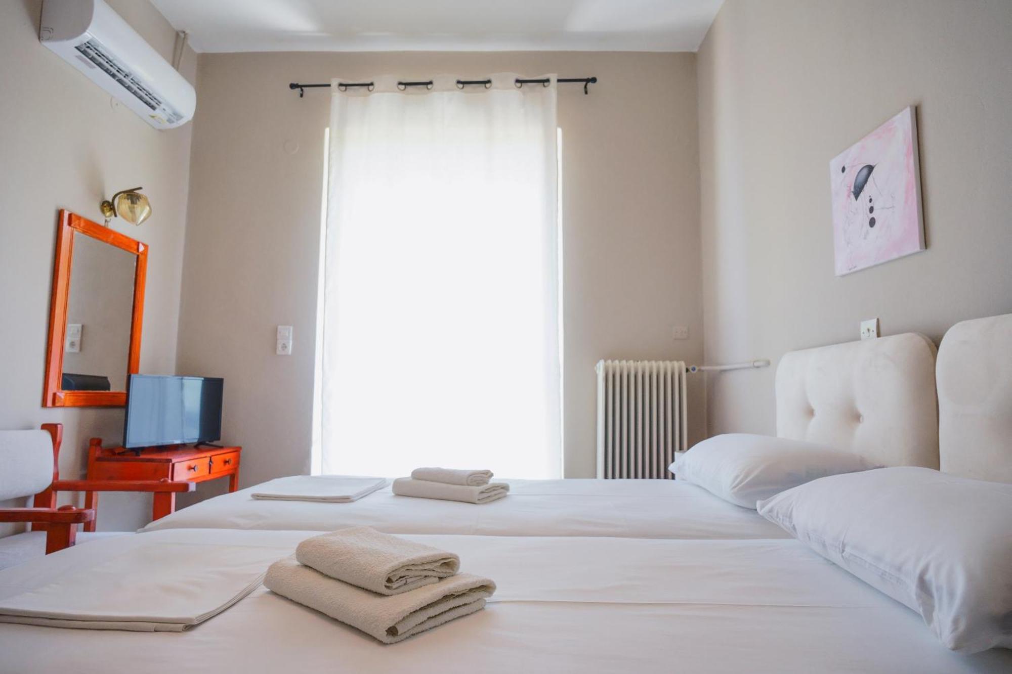 Hotel Korfos - Ξενοδοχείο Κόρφος Renovated 外观 照片