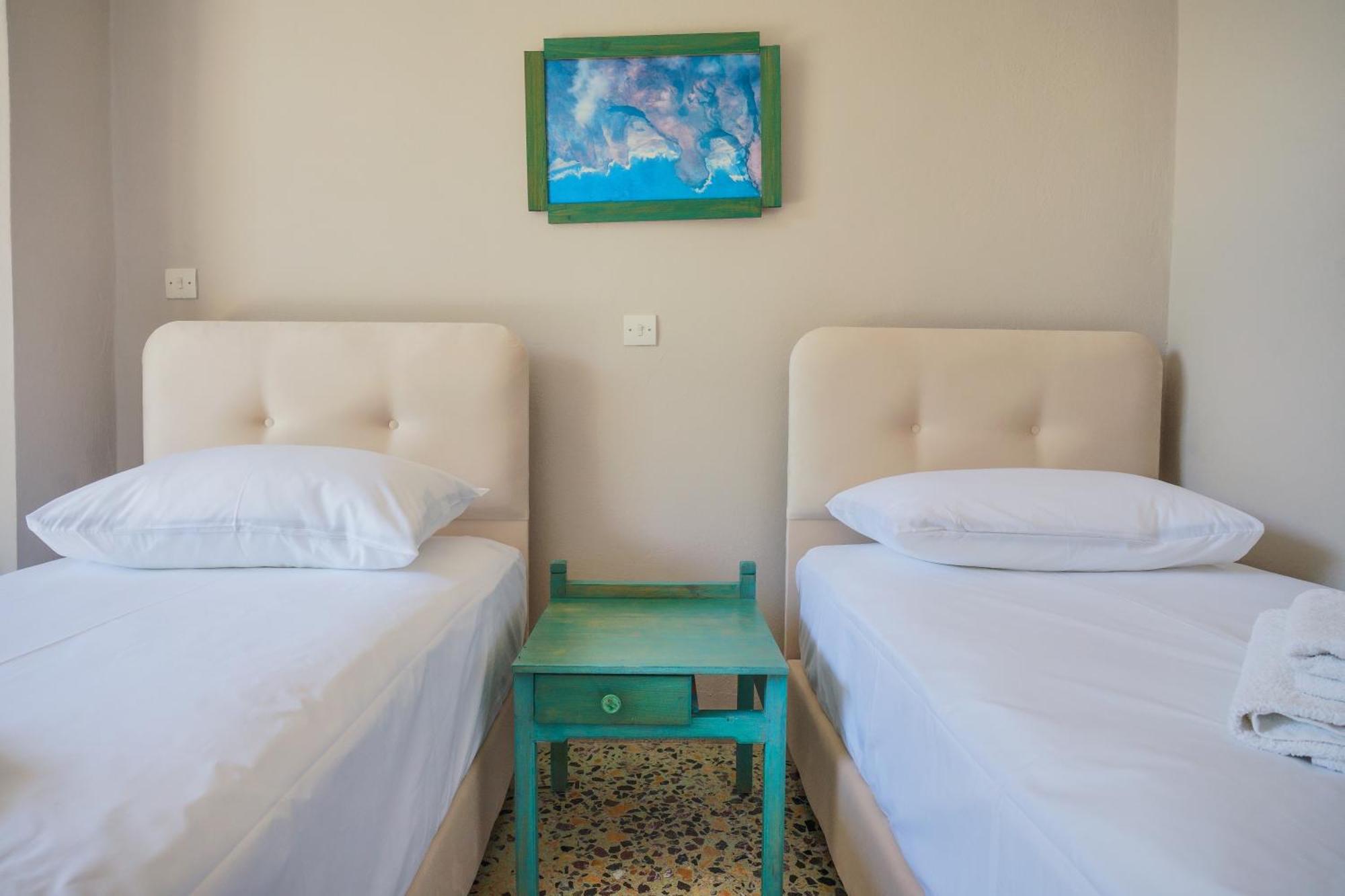 Hotel Korfos - Ξενοδοχείο Κόρφος Renovated 外观 照片