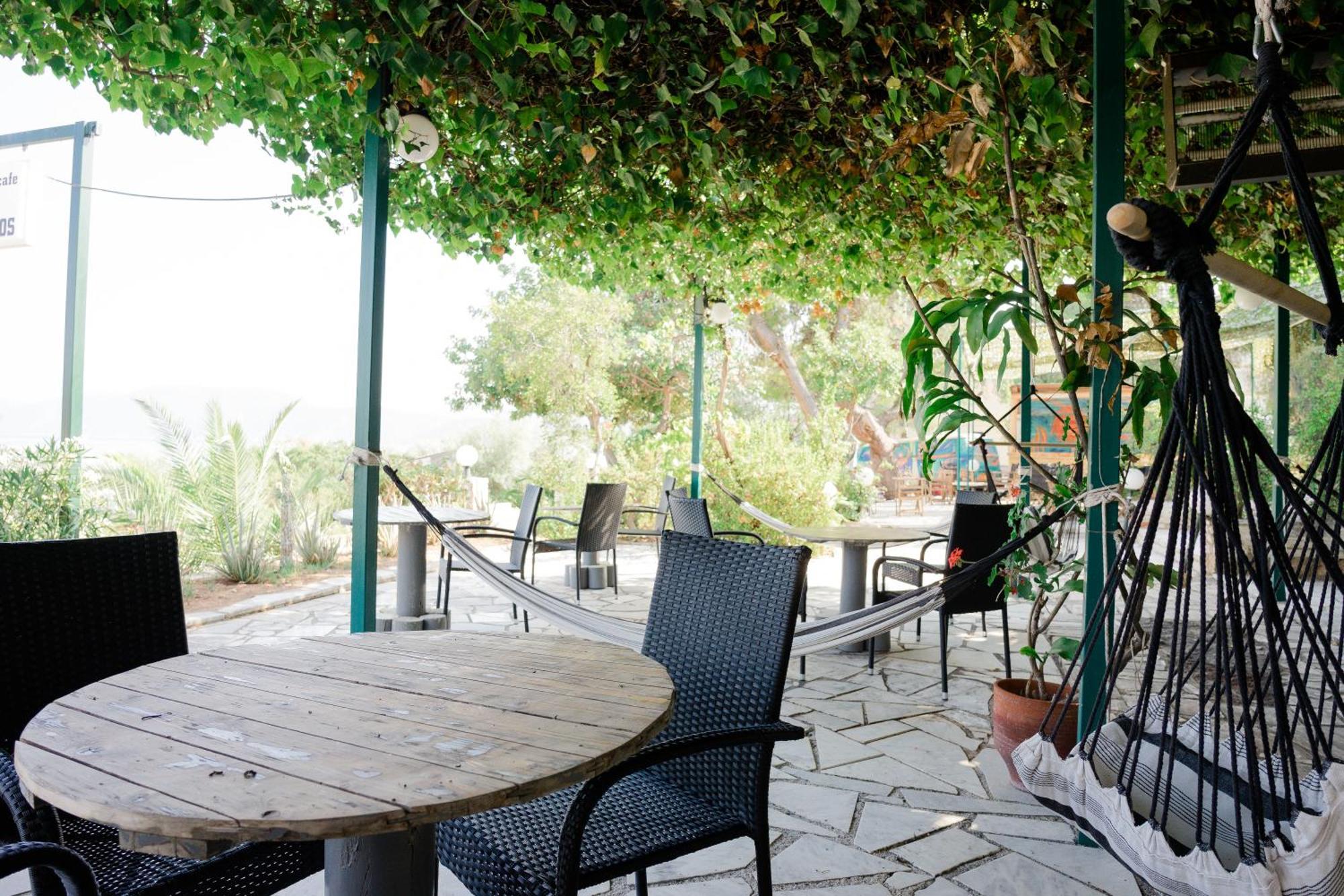 Hotel Korfos - Ξενοδοχείο Κόρφος Renovated 外观 照片