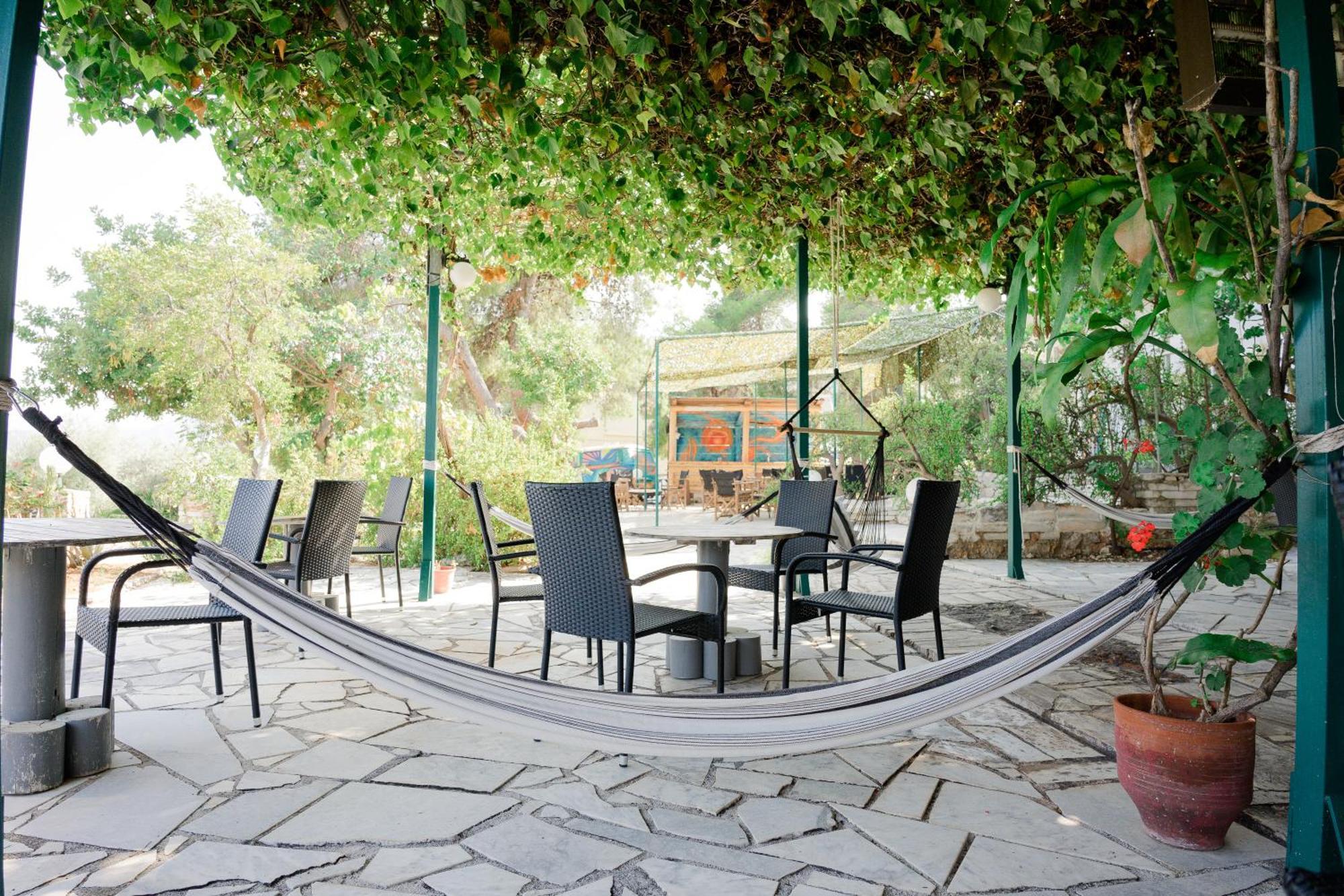 Hotel Korfos - Ξενοδοχείο Κόρφος Renovated 外观 照片
